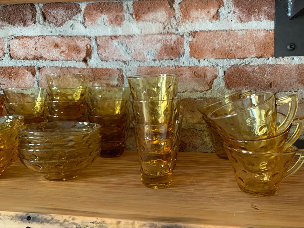 Vintage Glassware  art collectible - Main Image 3