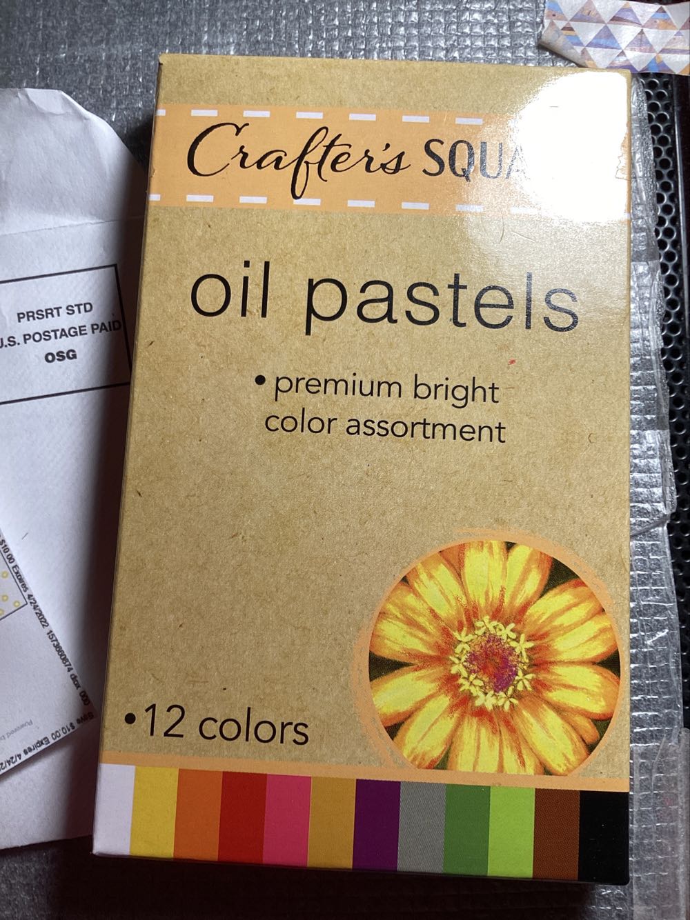 Crafter’s Square Oil Pastels 12 Colors  art collectible [Barcode 639277115508] - Main Image 2
