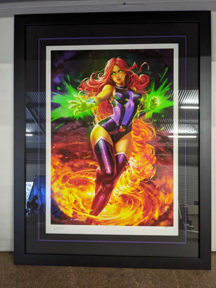 Starfire - Derrick Chew art collectible - Main Image 1