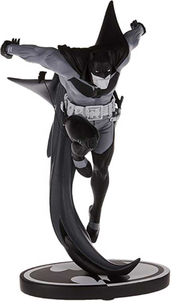 Batman Black & White: White Knight Batman By Sean Murphy Statue - Sean Murphy art collectible [Barcode 761941358291] - Main Image 1