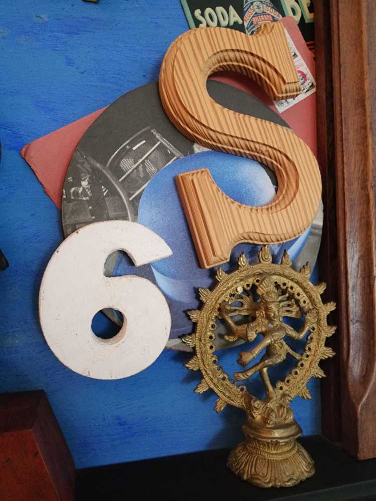 Letra "S”  - Oscar D’empaire art collectible - Main Image 2