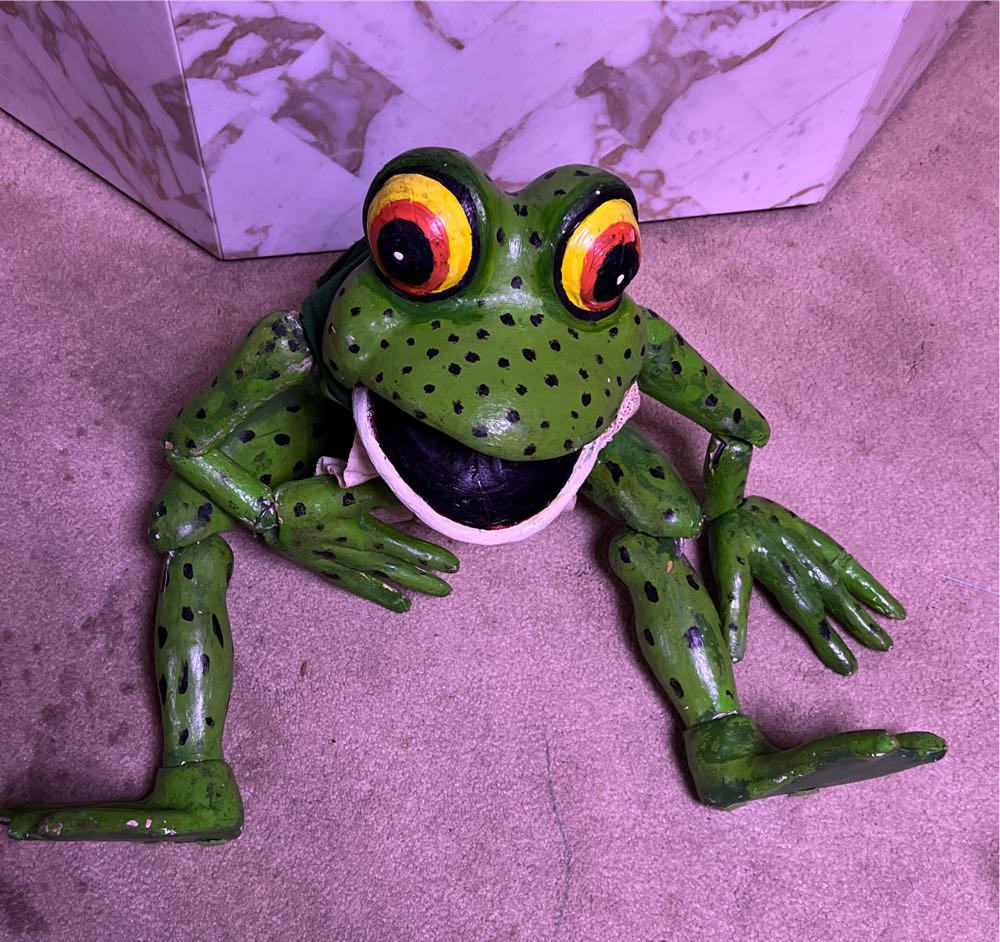 Frog Large Dorothy - Dorothy Rankin art collectible - Main Image 3