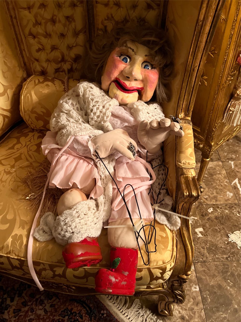 Hills Have Eyes Lady  art collectible - Main Image 4