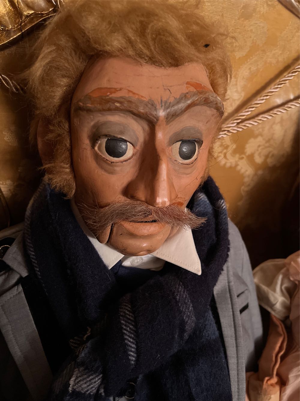 Russo  art collectible - Main Image 2