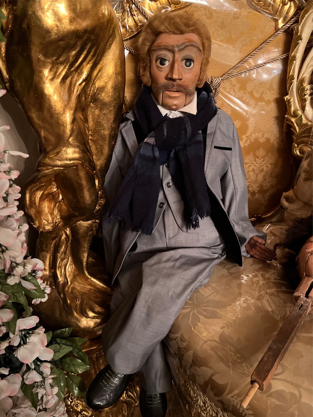 Russo  art collectible - Main Image 3