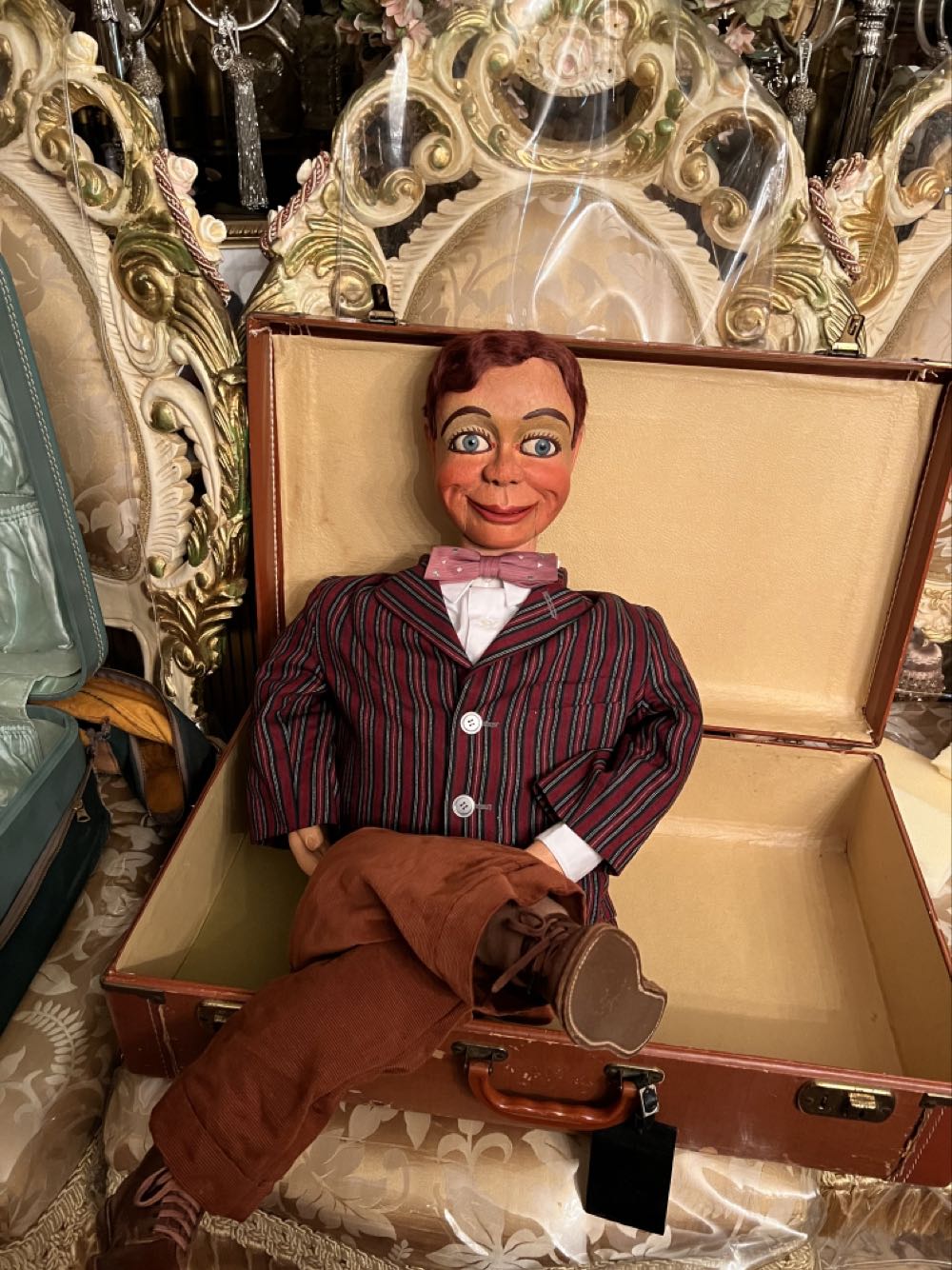 Marshall Larry Lannigan - Frank Marshall art collectible - Main Image 4