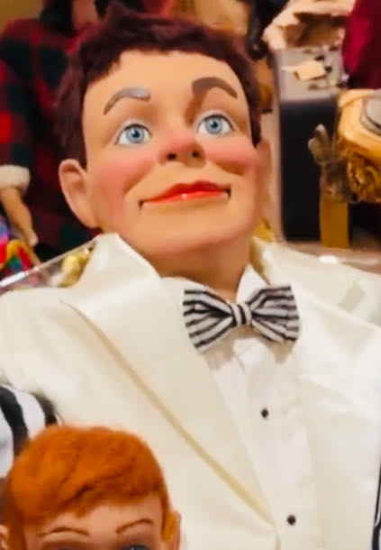 SOLD Felix Geof - Geoff Felix art collectible - Main Image 4