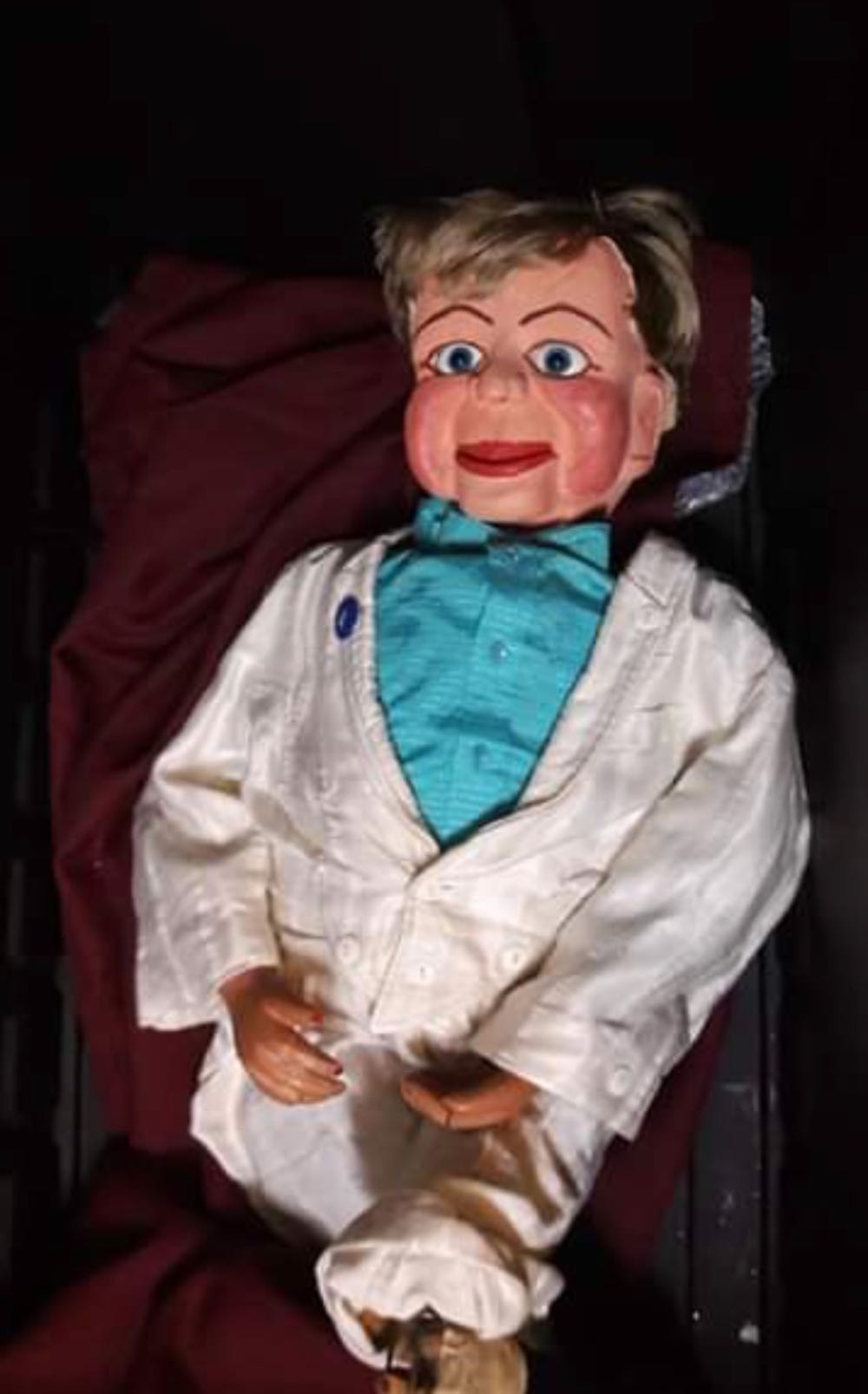 #110 Wood Carved Jointed  art collectible - Main Image 2