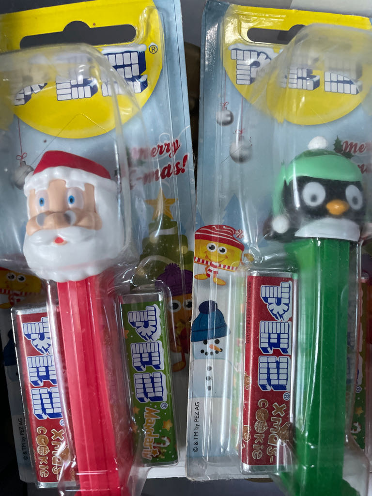 Weihnachtsschmuck / Merchandising / PEZ Spender Pinguin und Weihnachtsmann - Pez art collectible - Main Image 2