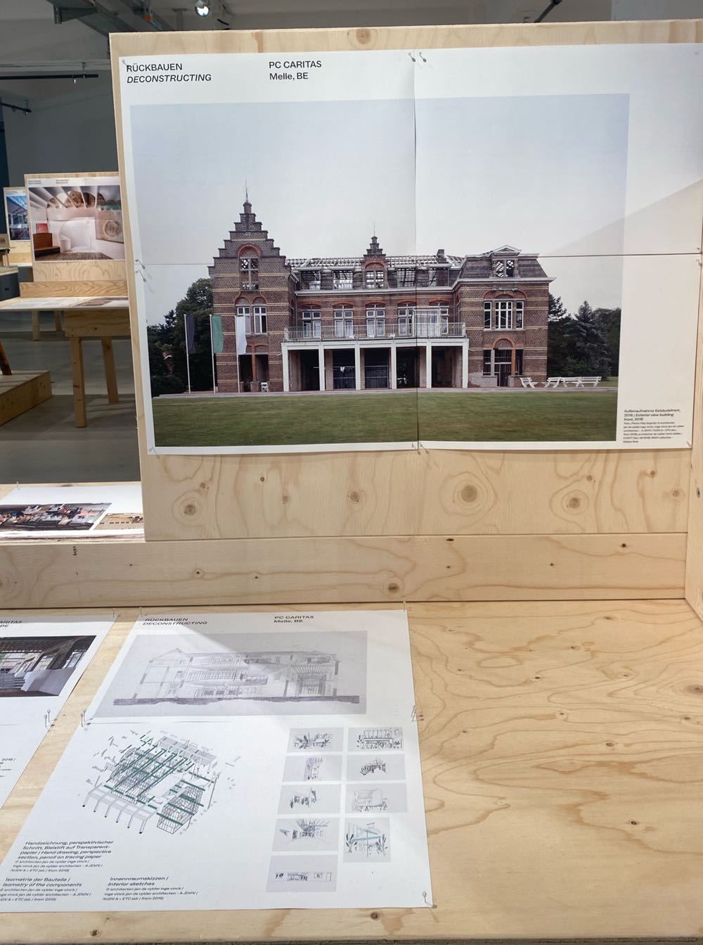 PC Caritas - Vylder Vinck Taillieu art collectible - Main Image 4