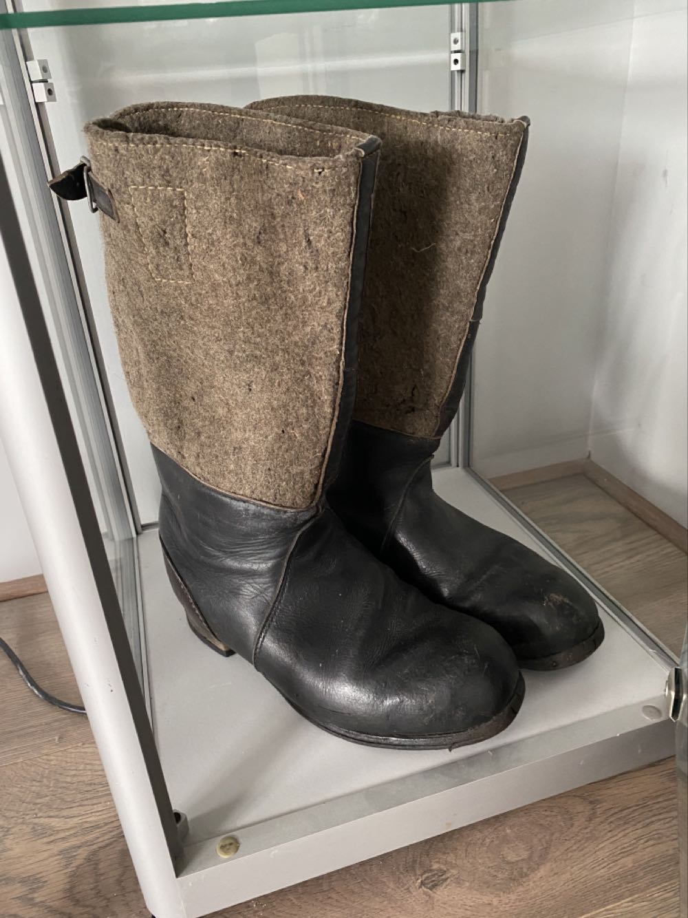 Opi Infinite Shine 2 Long-wear Lacquer Getting Nadi On My Honeymoon Pink Long-lasting Nail Polish Fiji Collection 0.5 Fl Oz