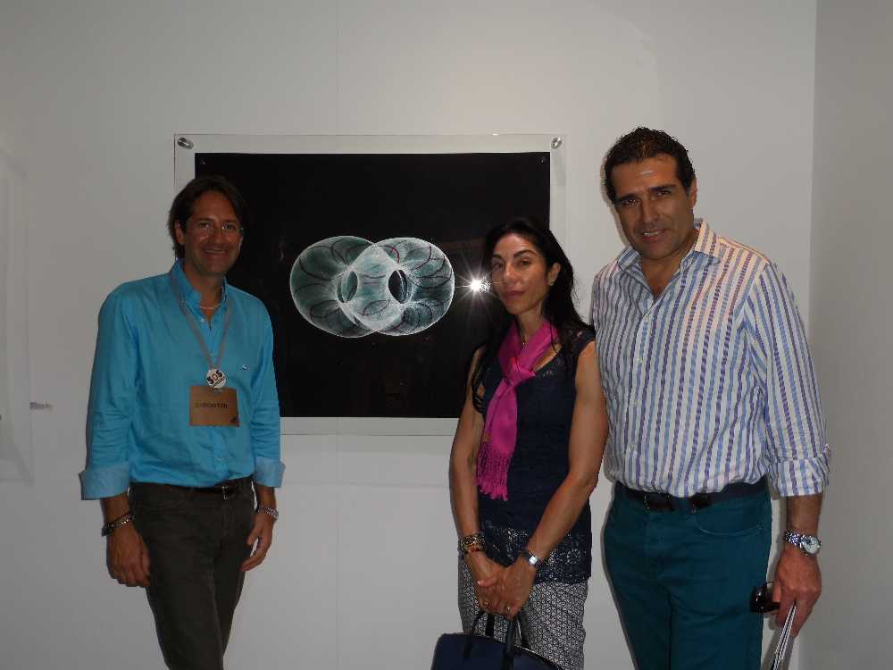 Toroid in Pink - Rodolfo Choperena art collectible - Main Image 2