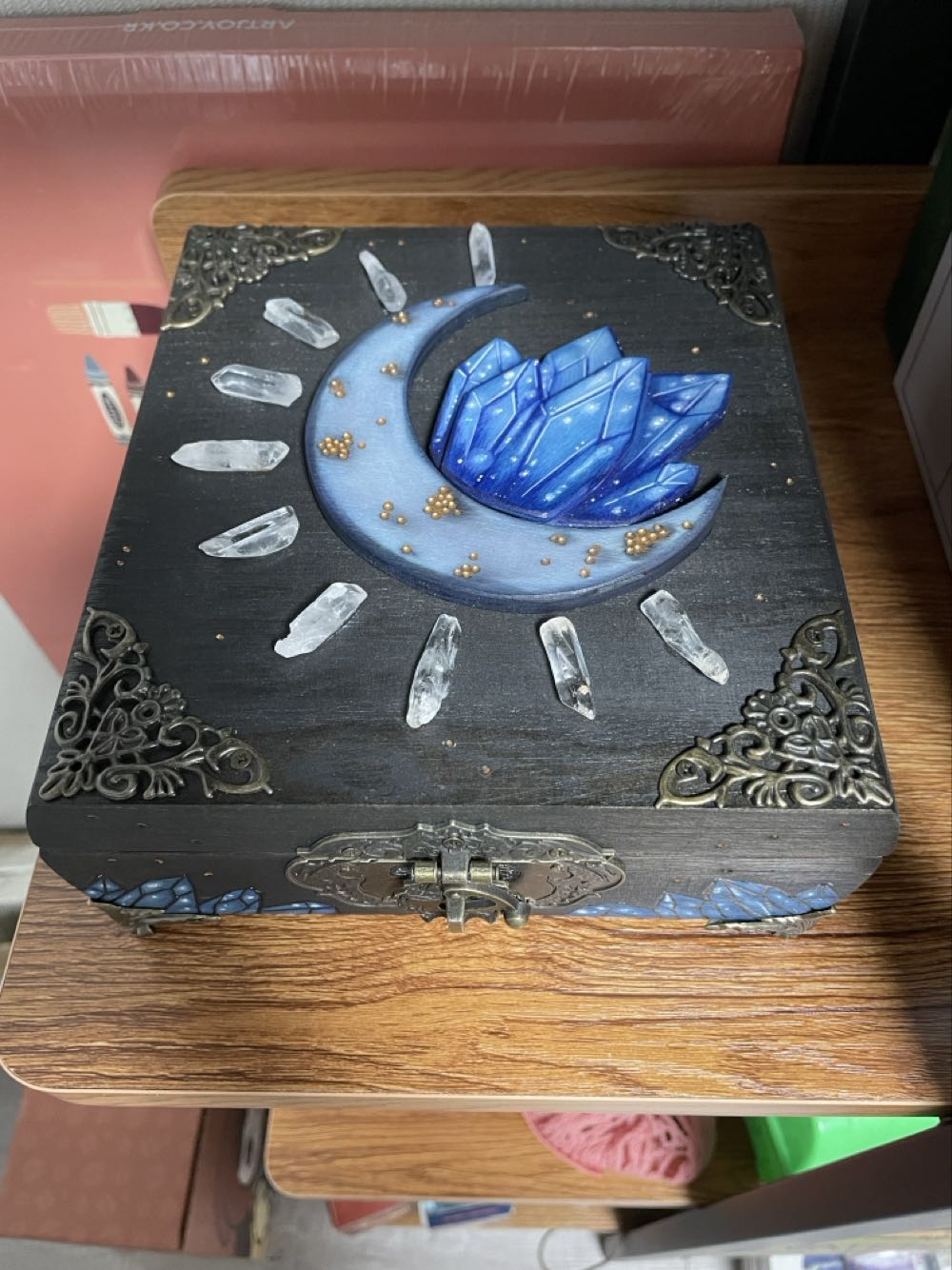 Isana Follows Your Dreams