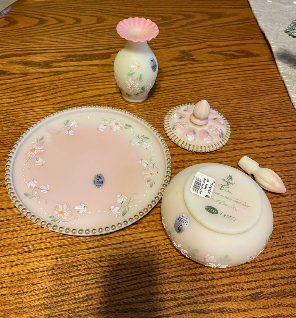 Dresser Set - Tammy Deuley art collectible - Main Image 2