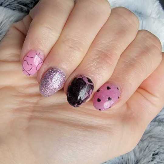 Glow Me A kiss - Double Dipp’d art collectible - Main Image 2