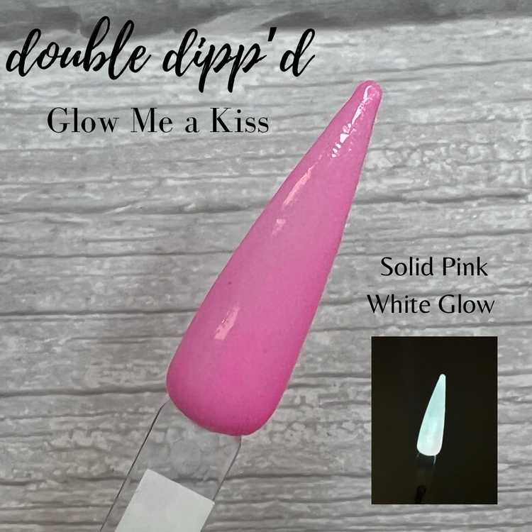 Glow Me A kiss - Double Dipp’d art collectible - Main Image 3