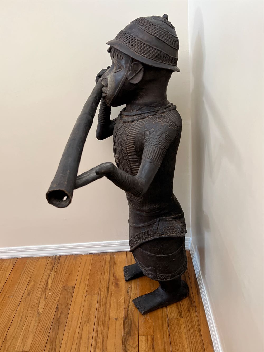 Yoruba Primitive Bronze (P)GL008  art collectible - Main Image 2