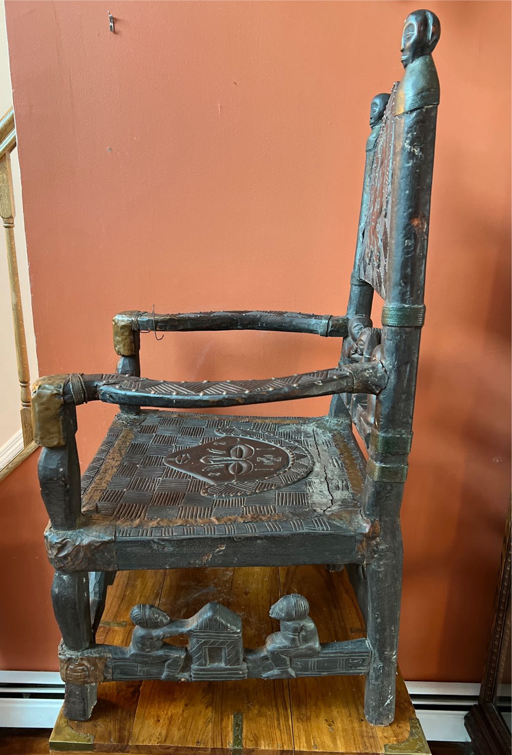 Chokwe People Cheiftan Chair GL039 (P)  art collectible - Main Image 4