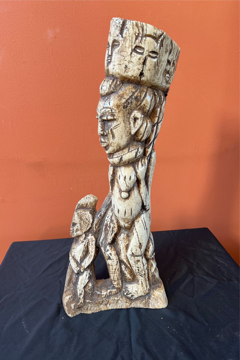 Zaire Wood Female Figure. GL45 (P)  art collectible - Main Image 4