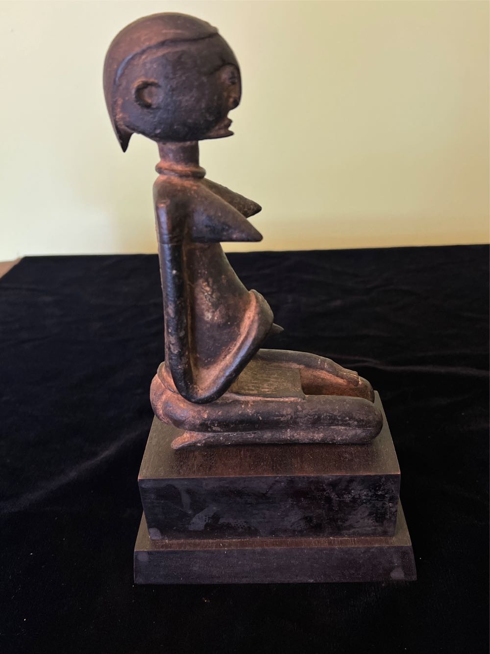 Bronze Pregnant Female SH18  art collectible - Main Image 2