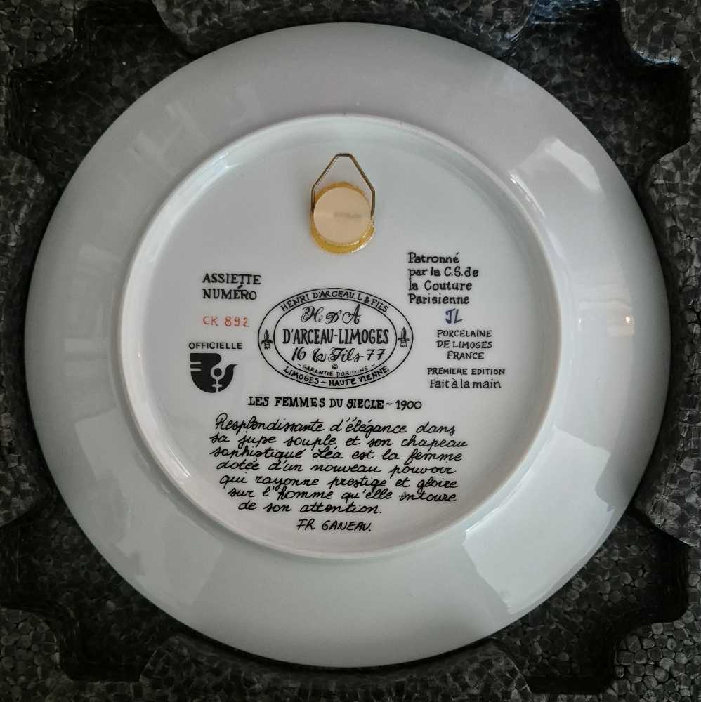 Les Femmes du Siecle - D’Arceau Limoges - Francois Ganeau art collectible - Main Image 2