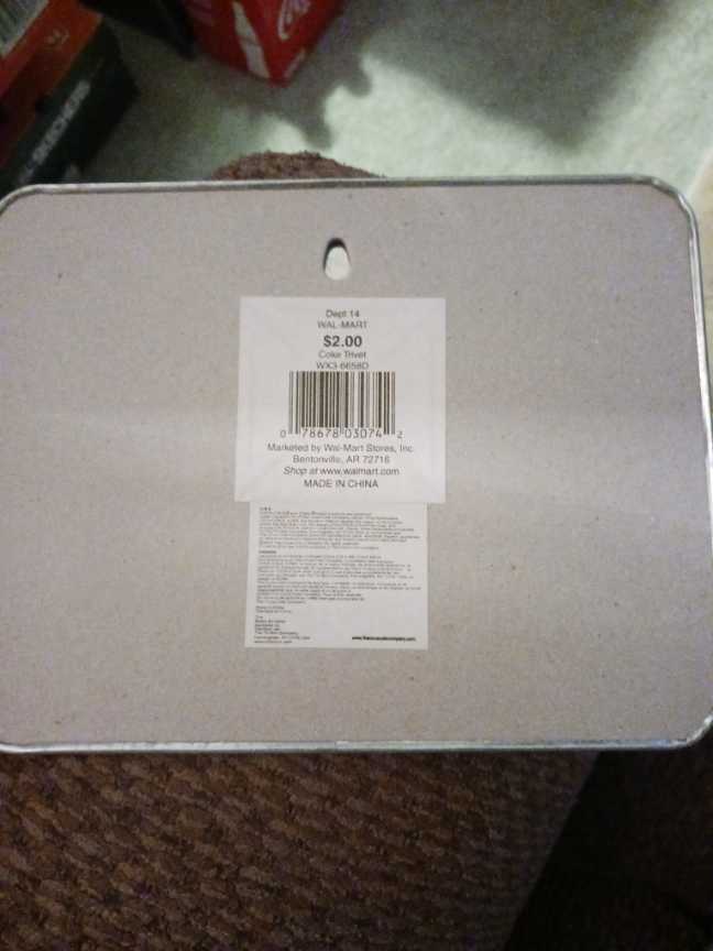 Coca-Cola Trivets Santa W/Toy Bag  art collectible - Main Image 2