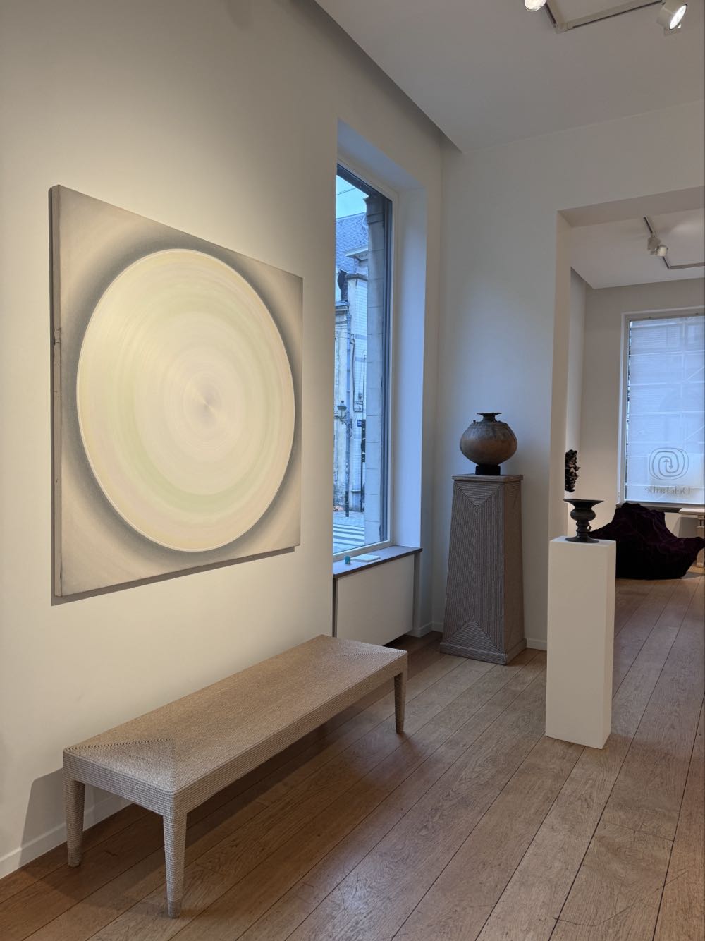 Central Form - Silver With Hints Of Green And Pink - Robert Schaberl art collectible - Main Image 3