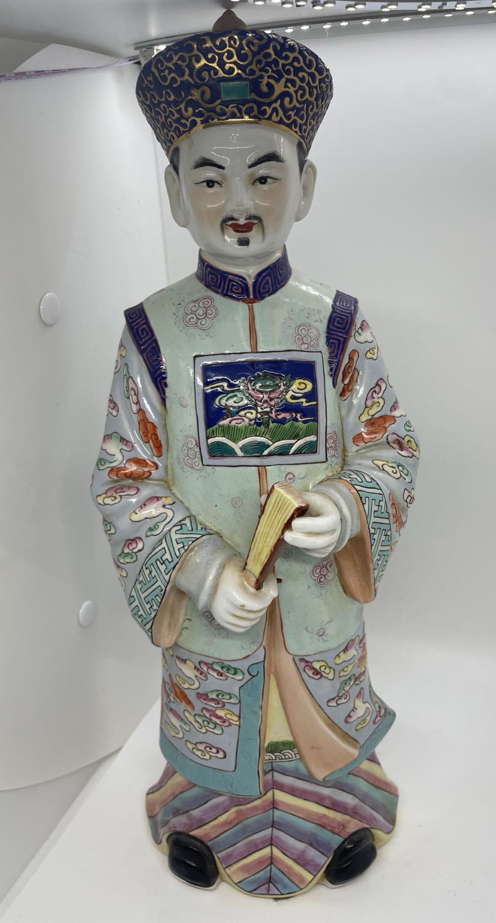 Enesco Disney By Romero Britto Alice In Wonderland Queen Of Hearts Holding Flamingo Mallet Figurine 8.27 Inch Multicolor