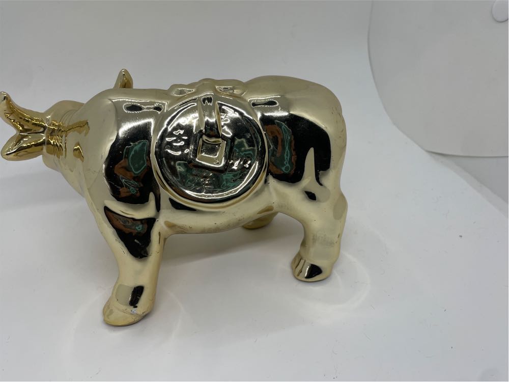 Chinese Bull Gold Color Statue  art collectible - Main Image 3