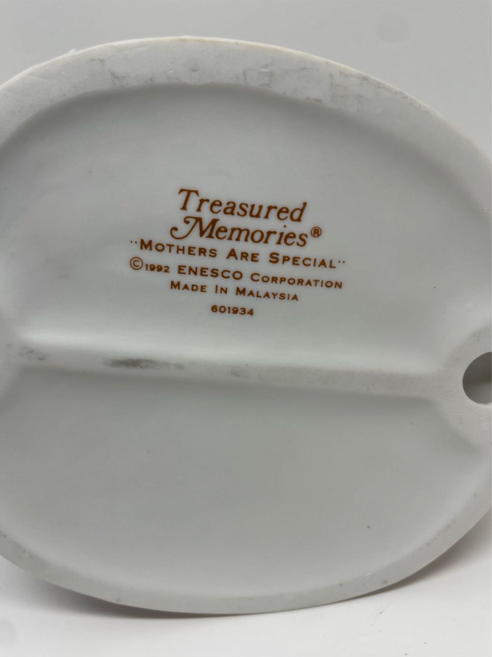 Mothers Are Special Enesco 1992  art collectible - Main Image 4