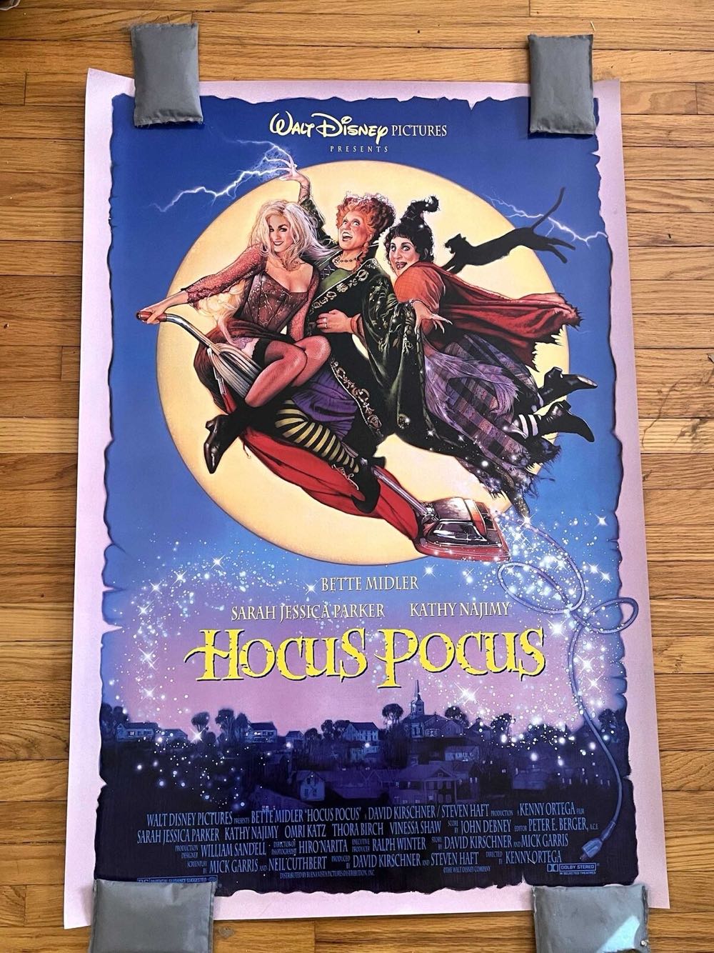 Hocus Pocus - Drew Struzan art collectible - Main Image 2