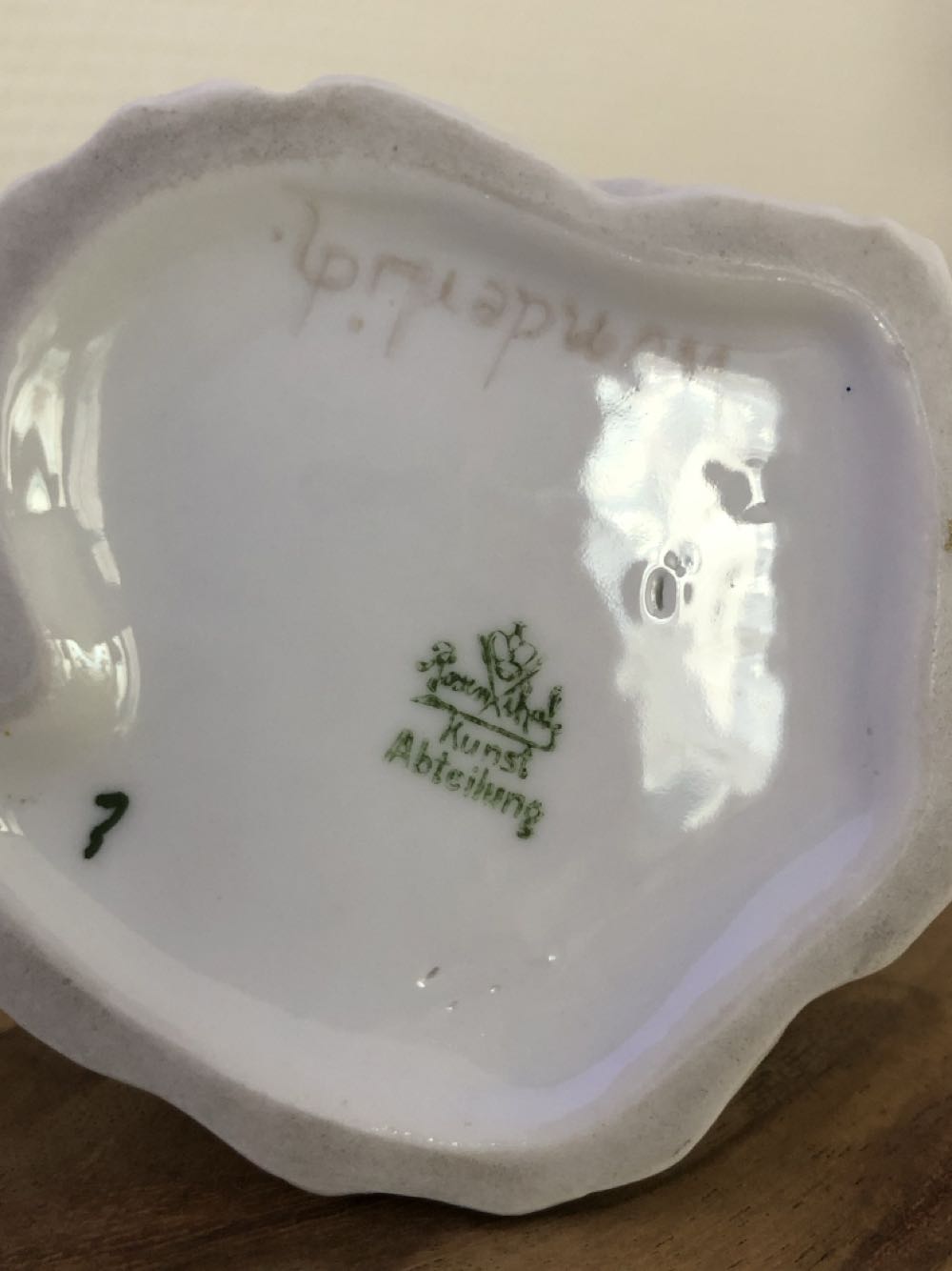 Rosenthal, August Wunderlich: Blaumeise auf Sockel aus Reisig - August Wunderlich art collectible - Main Image 4