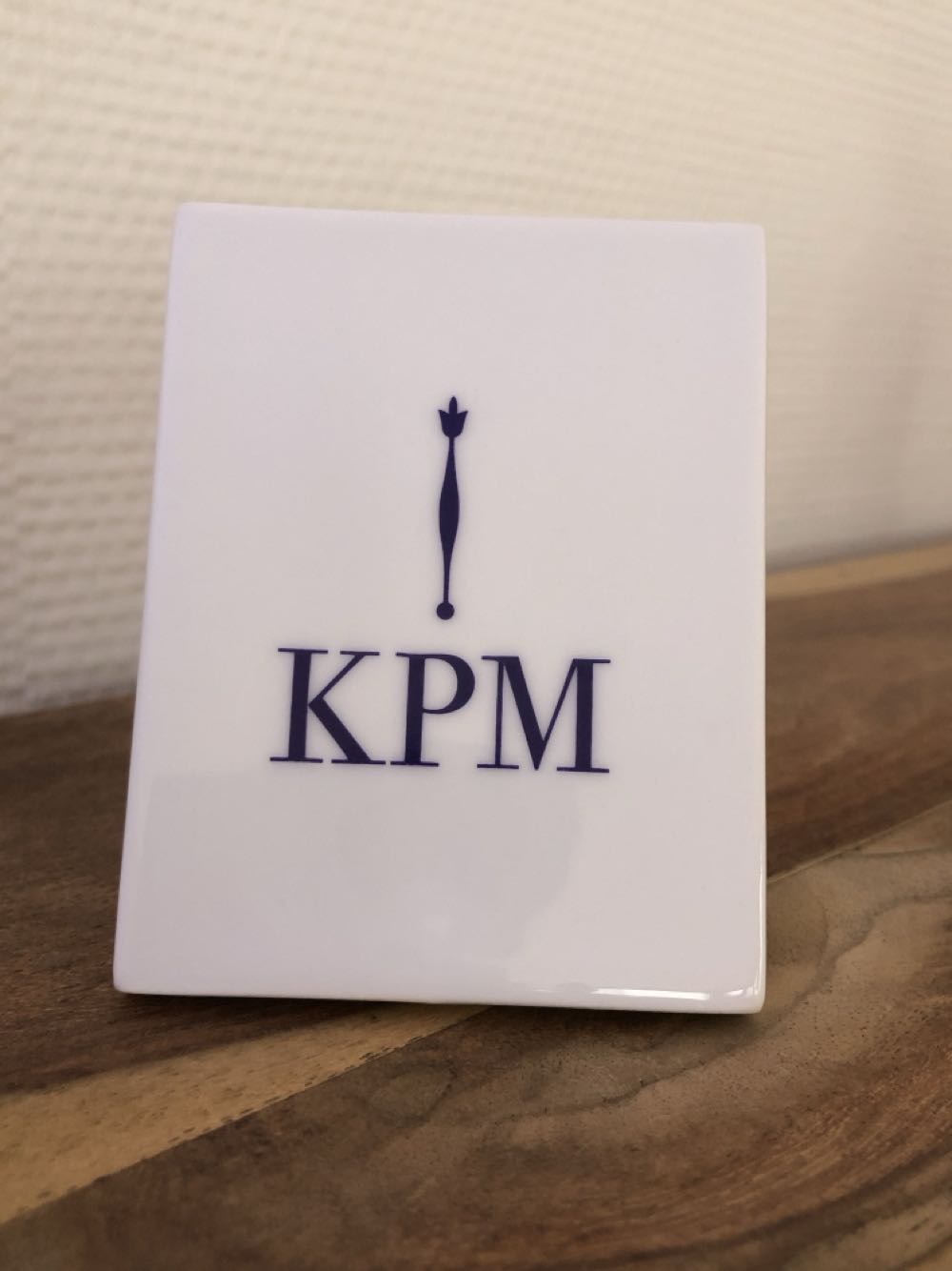 Zeh Scherzer, Josef Ennisch: Nusshäher weiß-gold