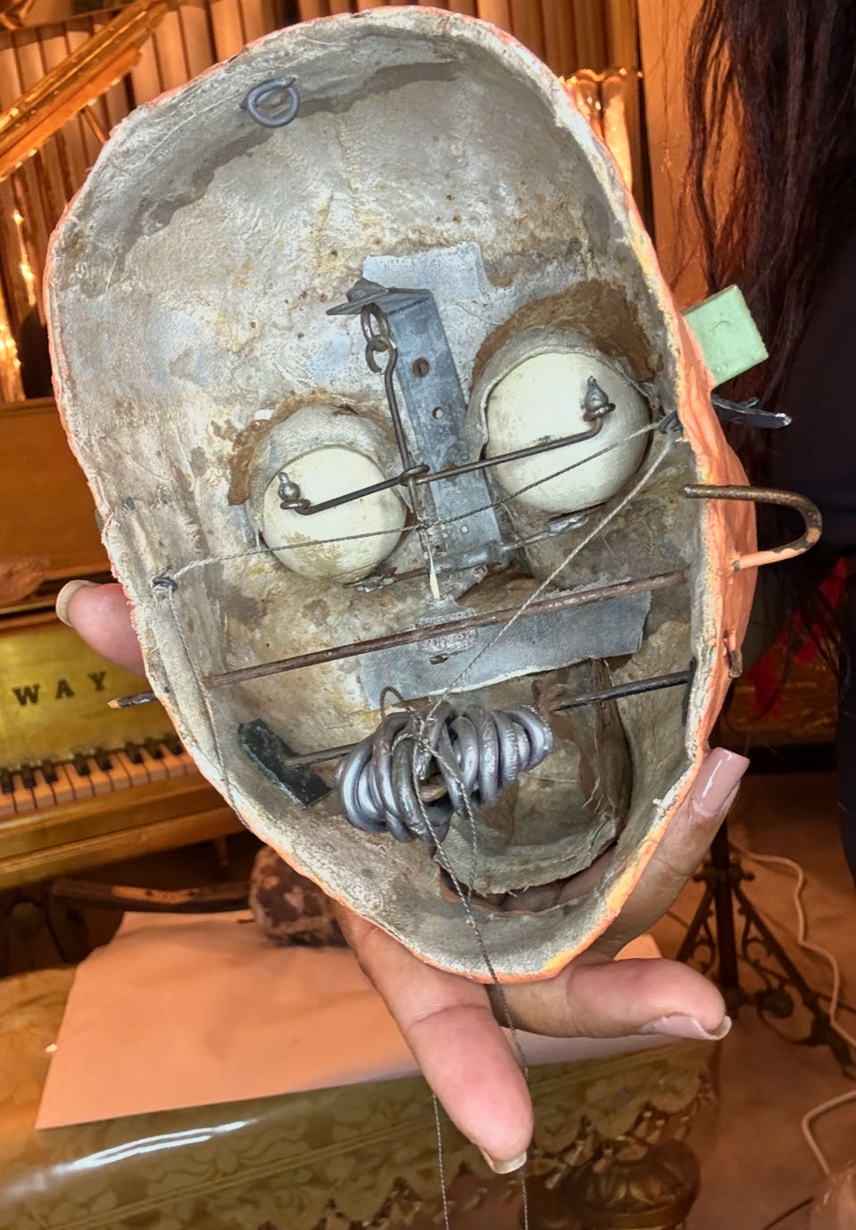 Metal vaudeville  art collectible - Main Image 3