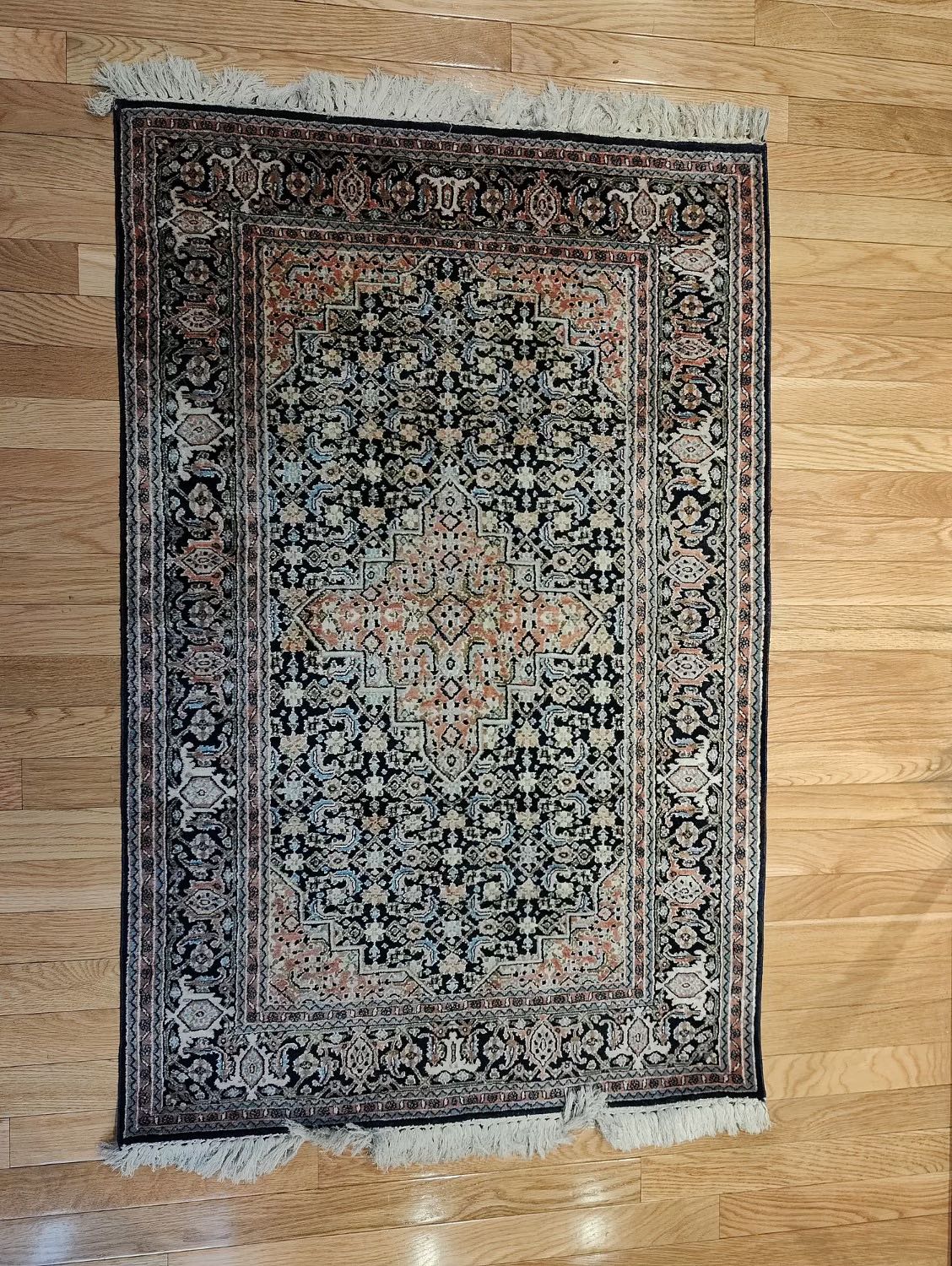 Indian Silk Rug  art collectible - Main Image 4