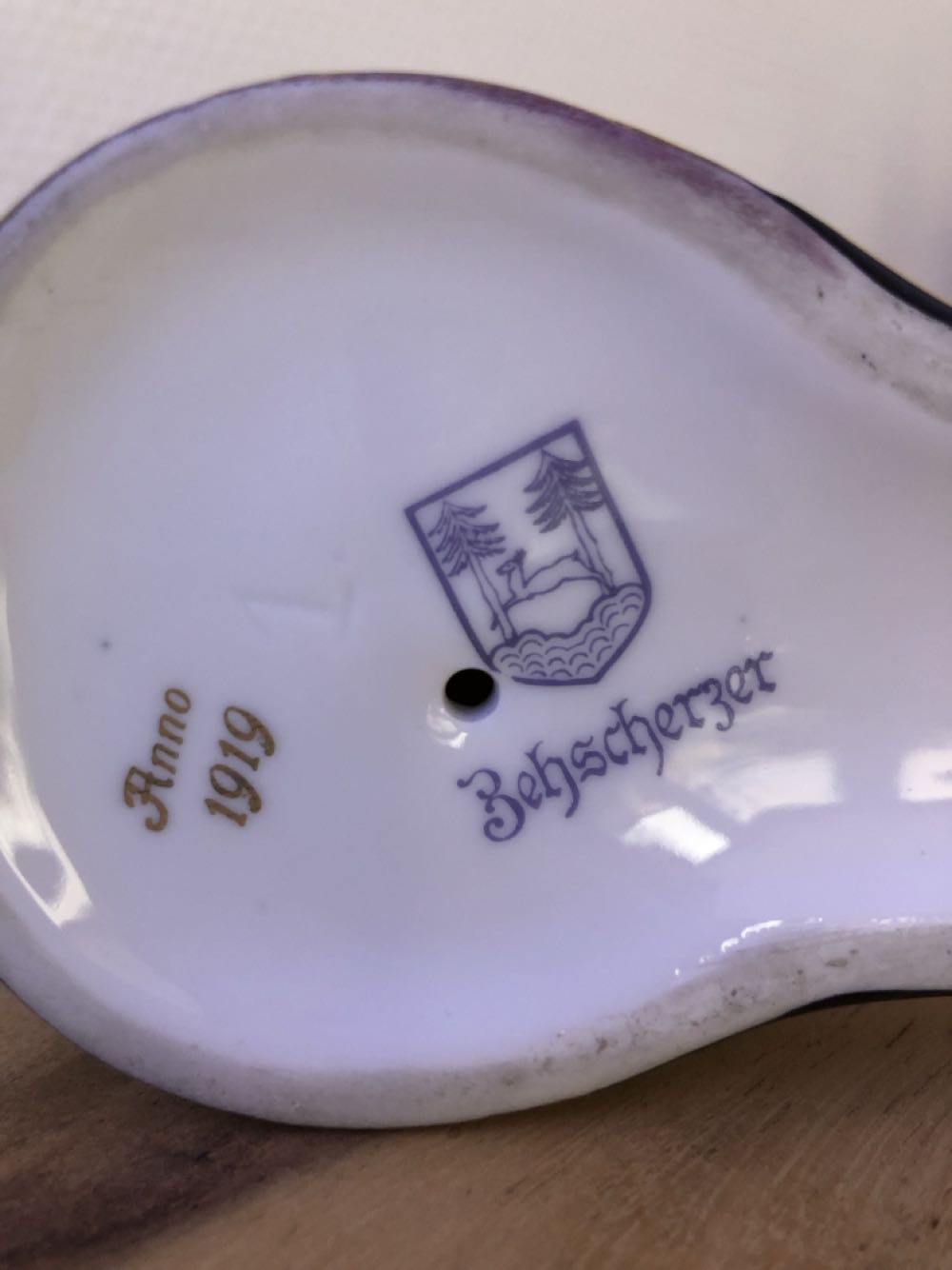 Zeh Scherzer, Josef Ennisch: Nusshäher weiß-gold - Josef Ennisch art collectible - Main Image 2