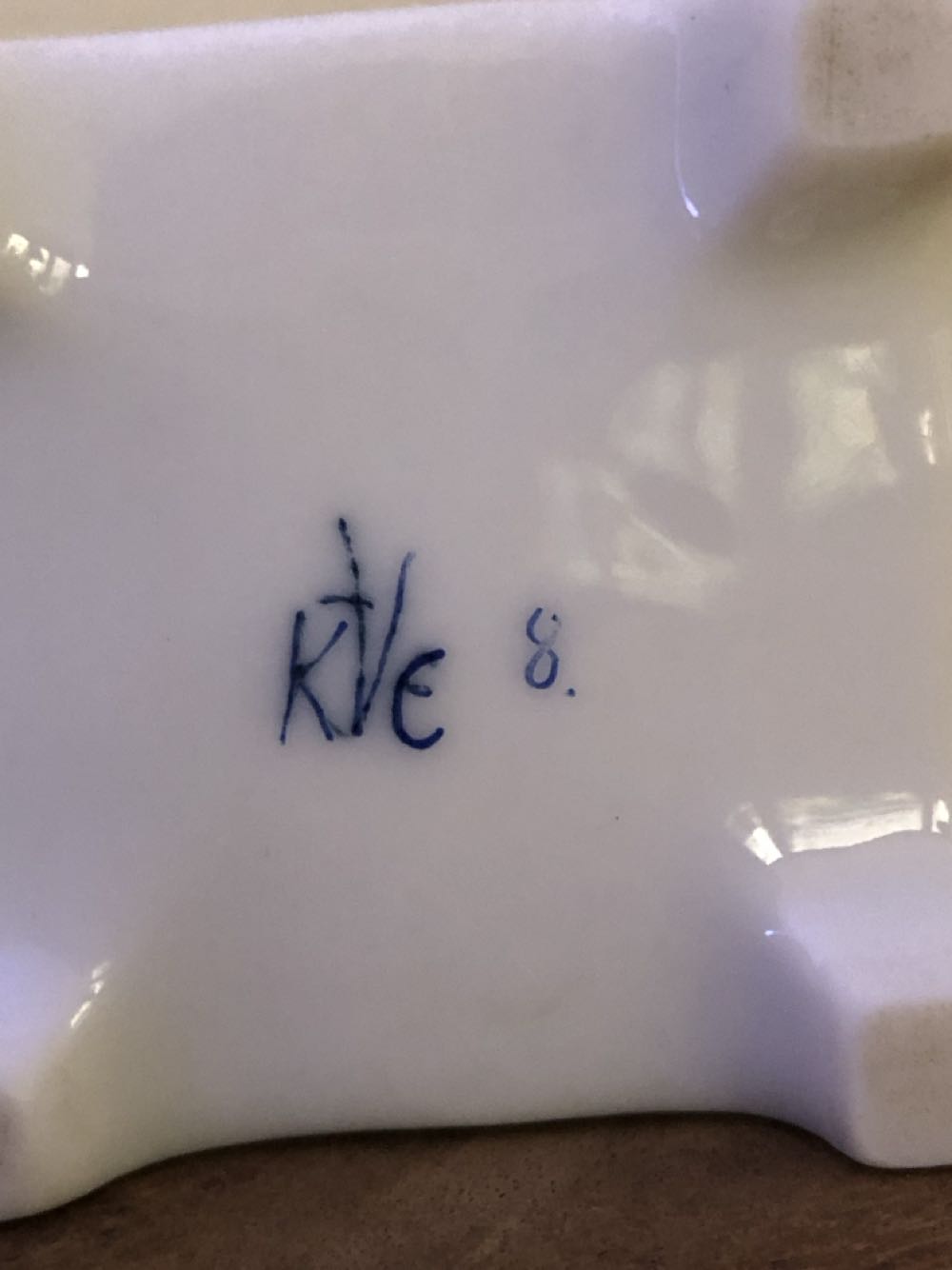 Karl Ens, Vase Rosen Relief  art collectible - Main Image 2