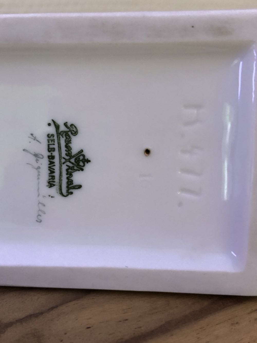 Rosenthal, Rudolf Marcuse: Traubenträgerin - Rudolf Marcuse art collectible - Main Image 3