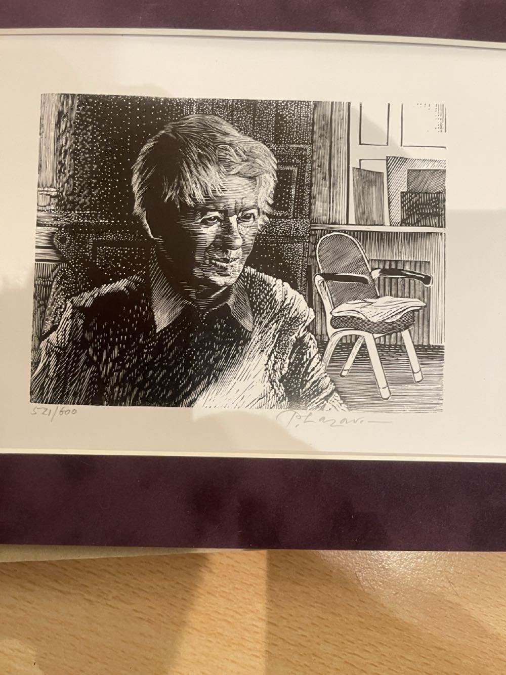 Folkart 7228 Red Rouge Glow In The Dark