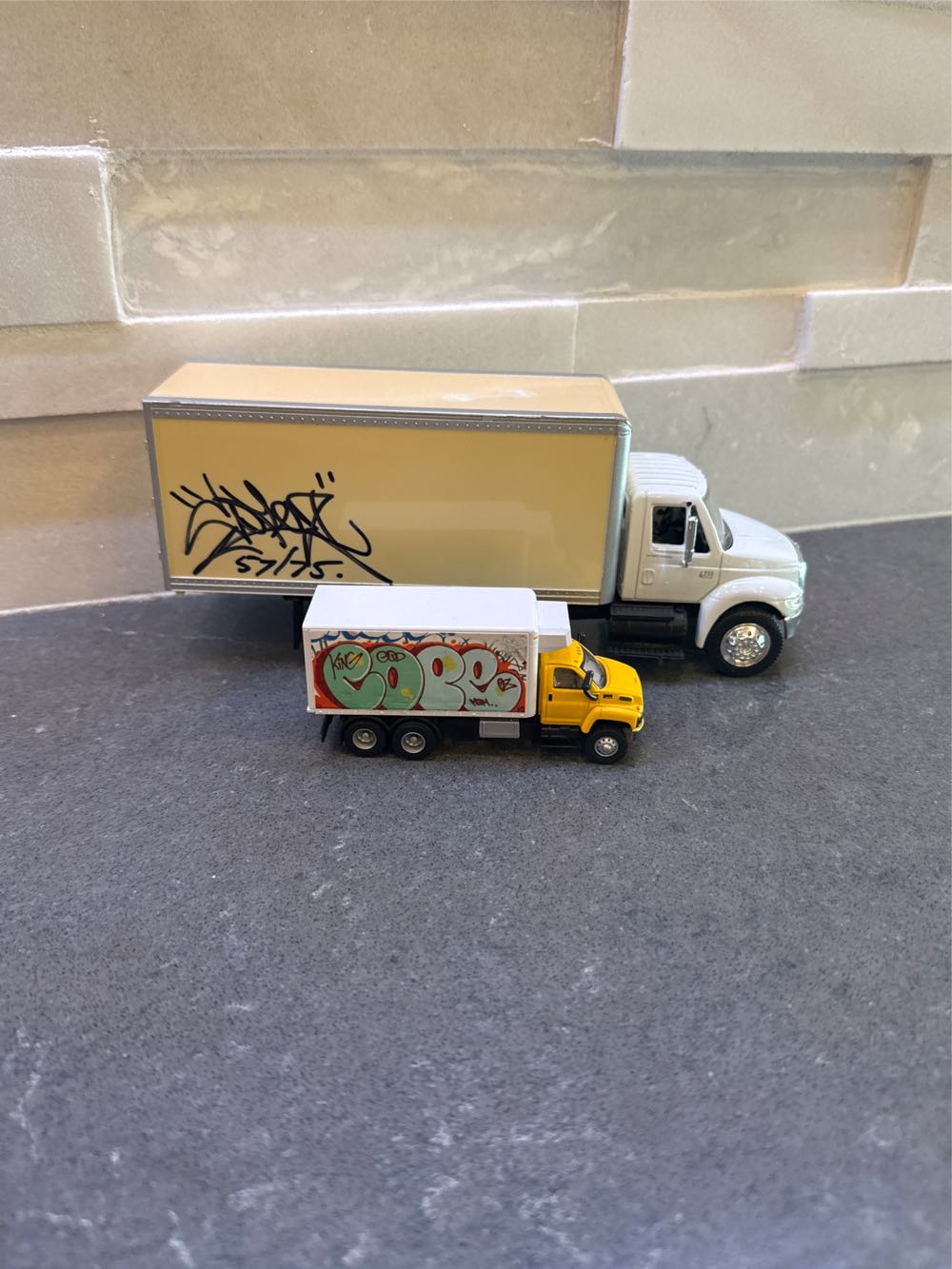 COPE2 TYO Graffiti Truck - Cope art collectible - Main Image 2