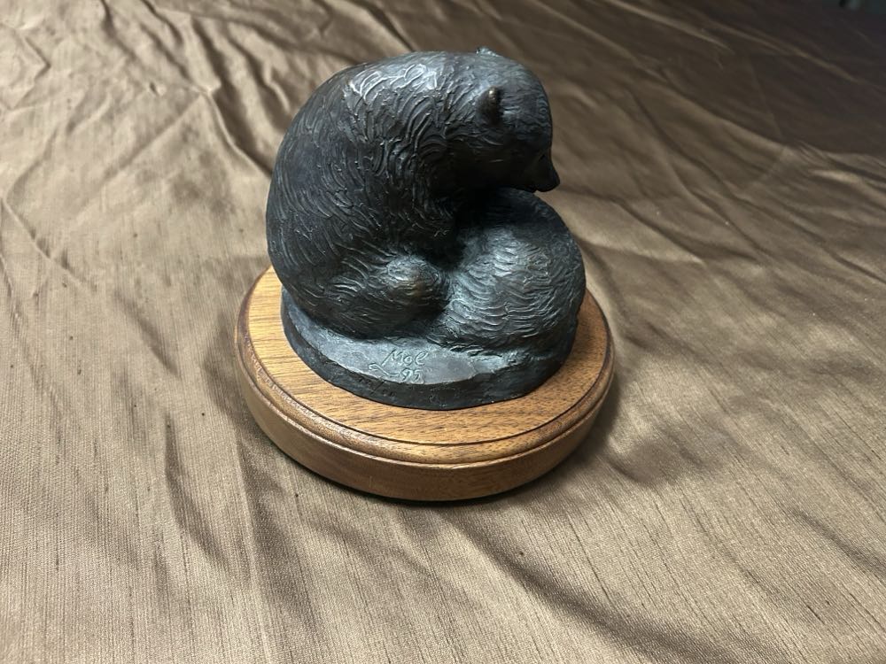 Wrestling Bears - Leo Mol art collectible - Main Image 2