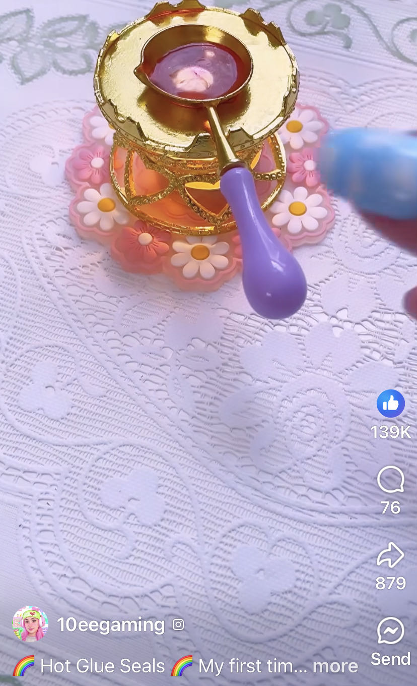 Wax Seal with Hot Glue  art collectible - Main Image 3