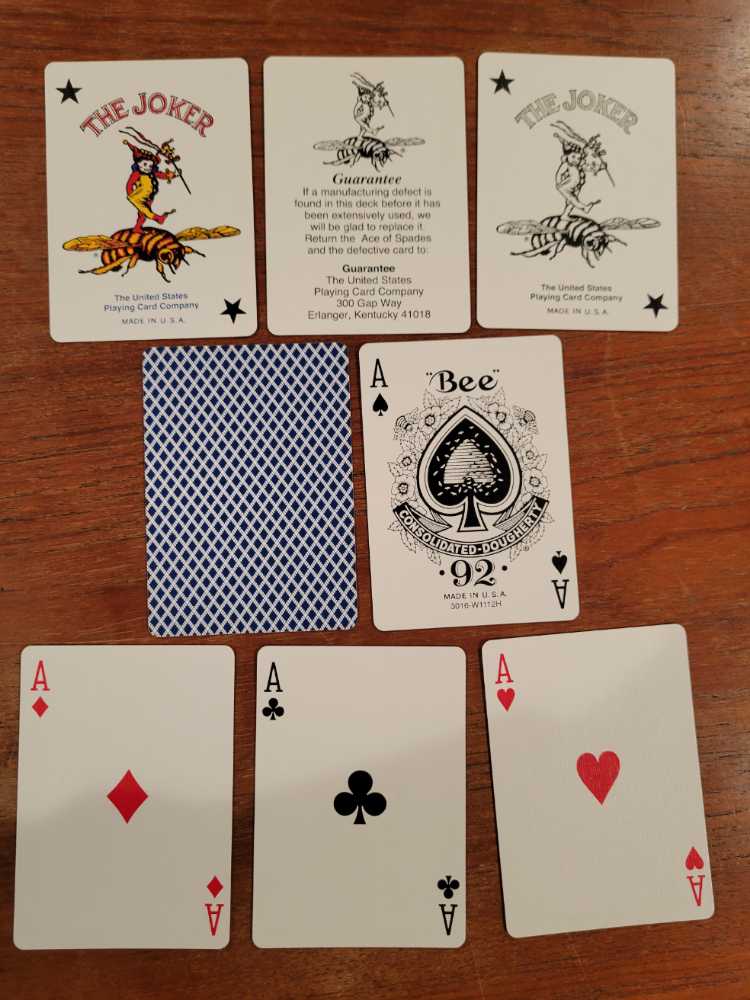 Bee Classic Playing Cards  art collectible - Main Image 3