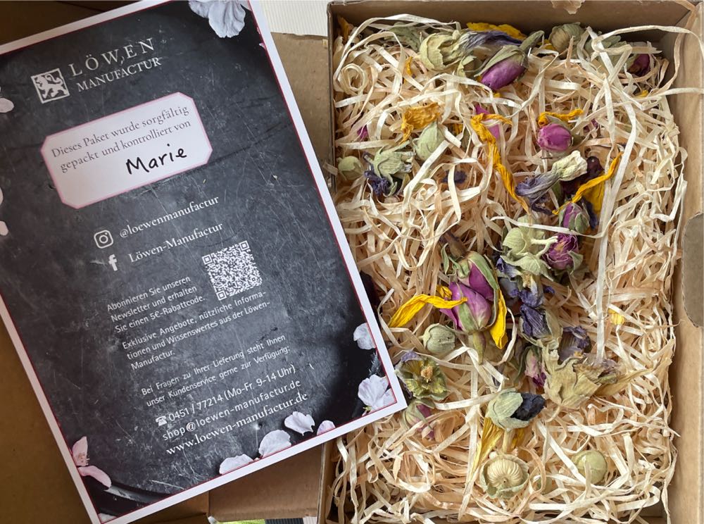 Parfüm / Heilmittel / Heilsalbe No. 22 - Niendorfs art collectible - Main Image 3