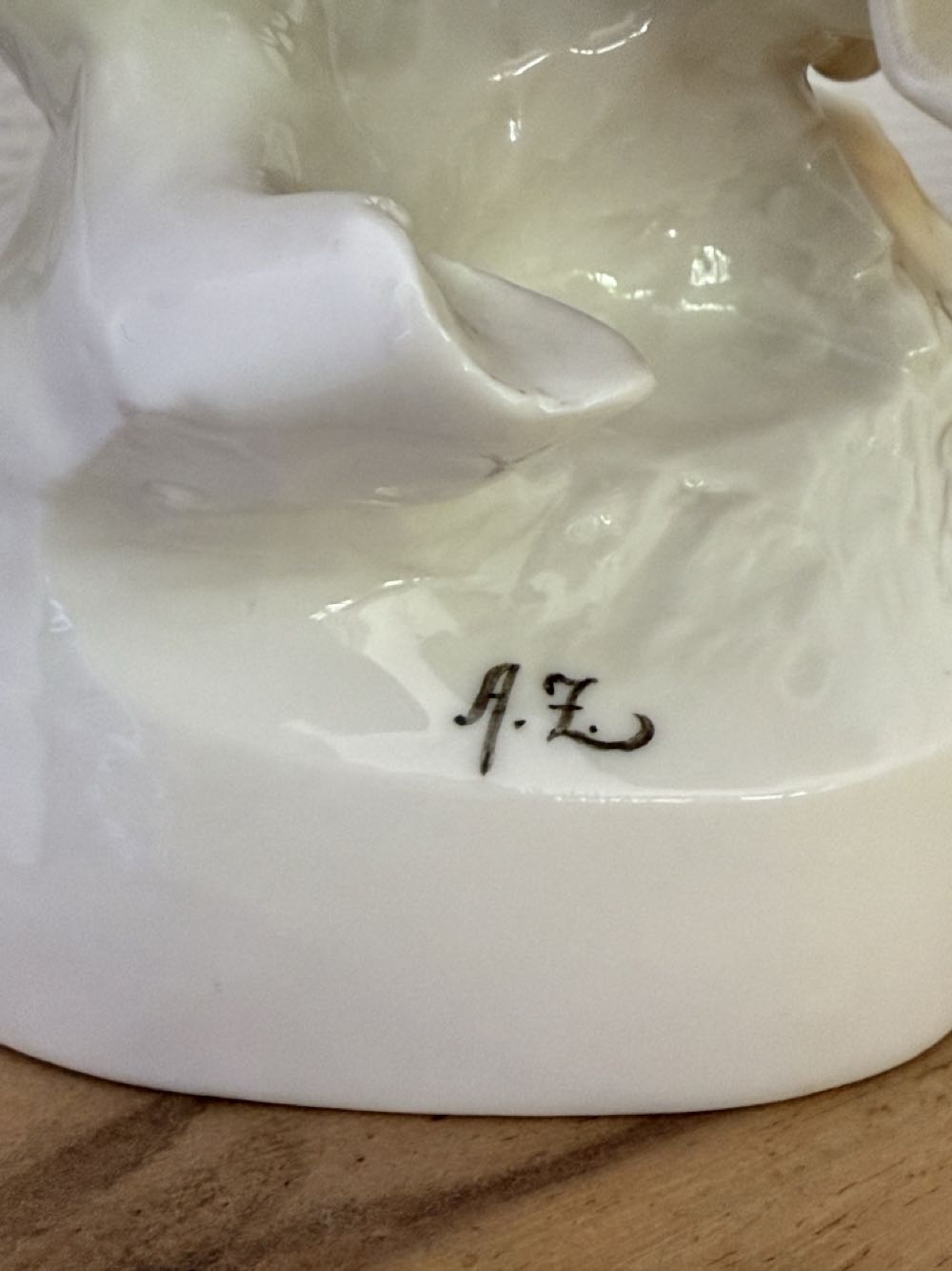 Nymphenburg, Theodor Kärner: Eichelhäher - Theodor Kärner art collectible - Main Image 2