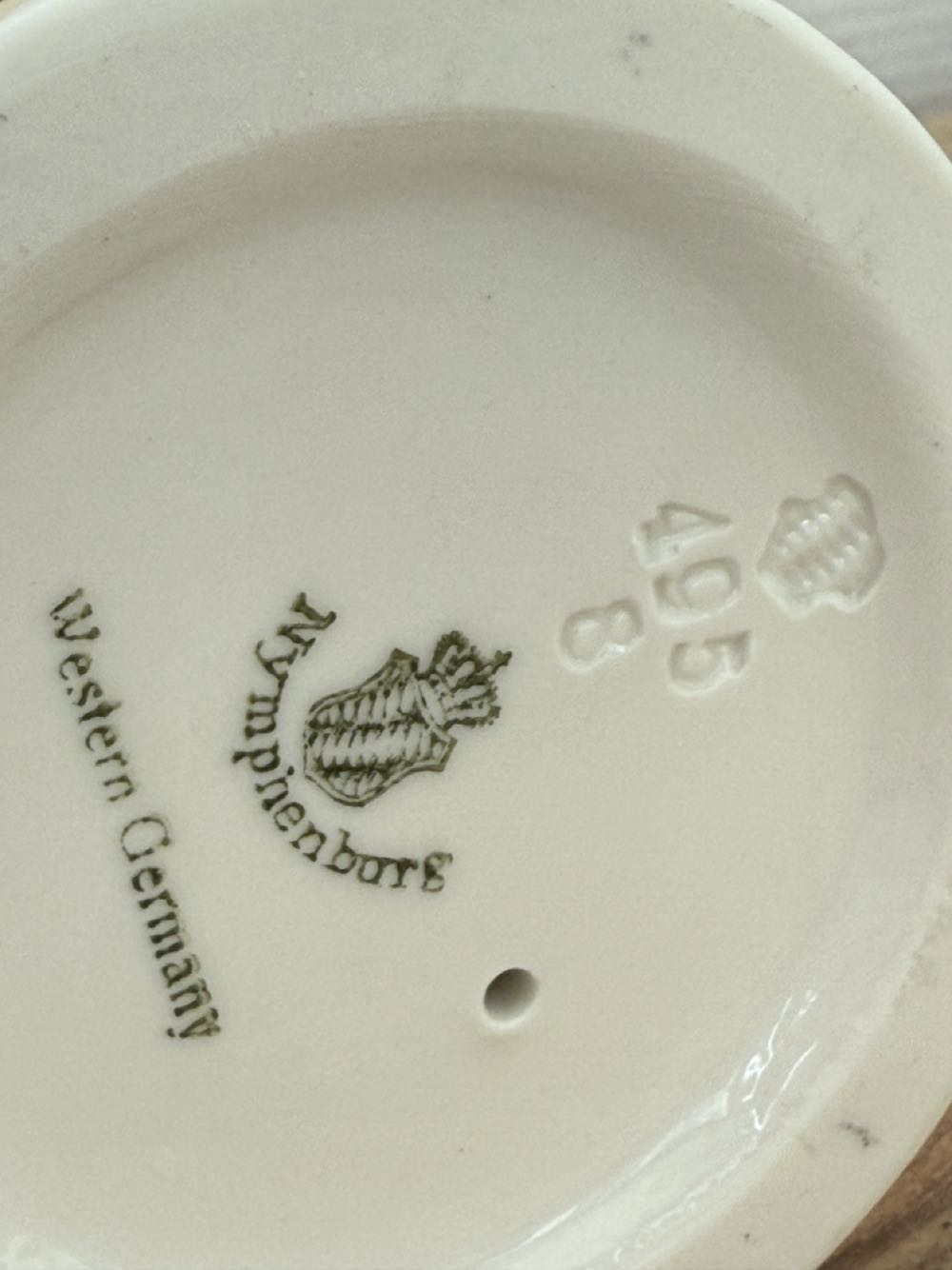 Nymphenburg, Franz Blazek: Zwei Blaumeisen auf Birkenstamm - Franz Blazek art collectible - Main Image 3