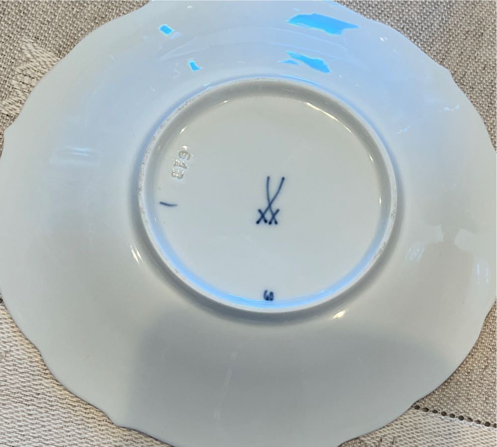 Meissen Blue Onion Tea Cup And Saucer  art collectible - Main Image 4