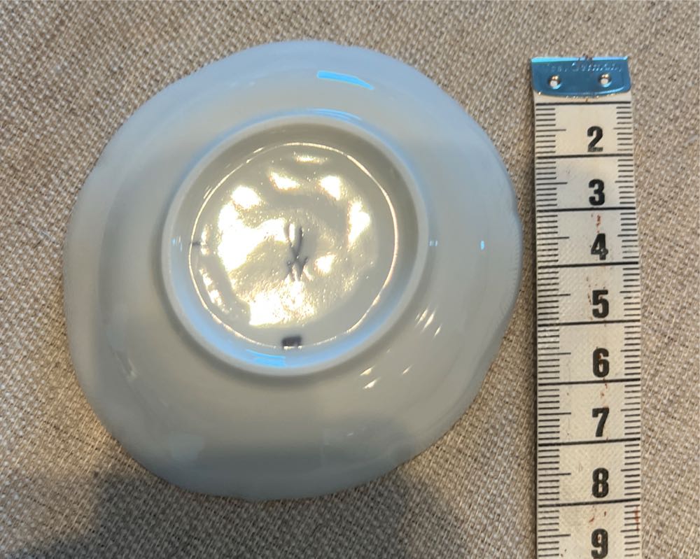 Meissen Blue Onion Small Serving Dish  art collectible - Main Image 2