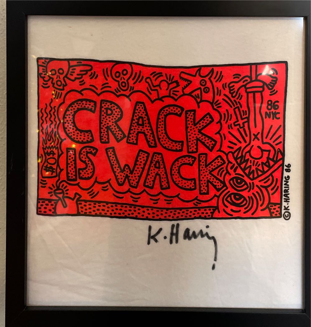 Santa’s Workbench Collection Victorian Black Bear Lodge Christmas House Lighted