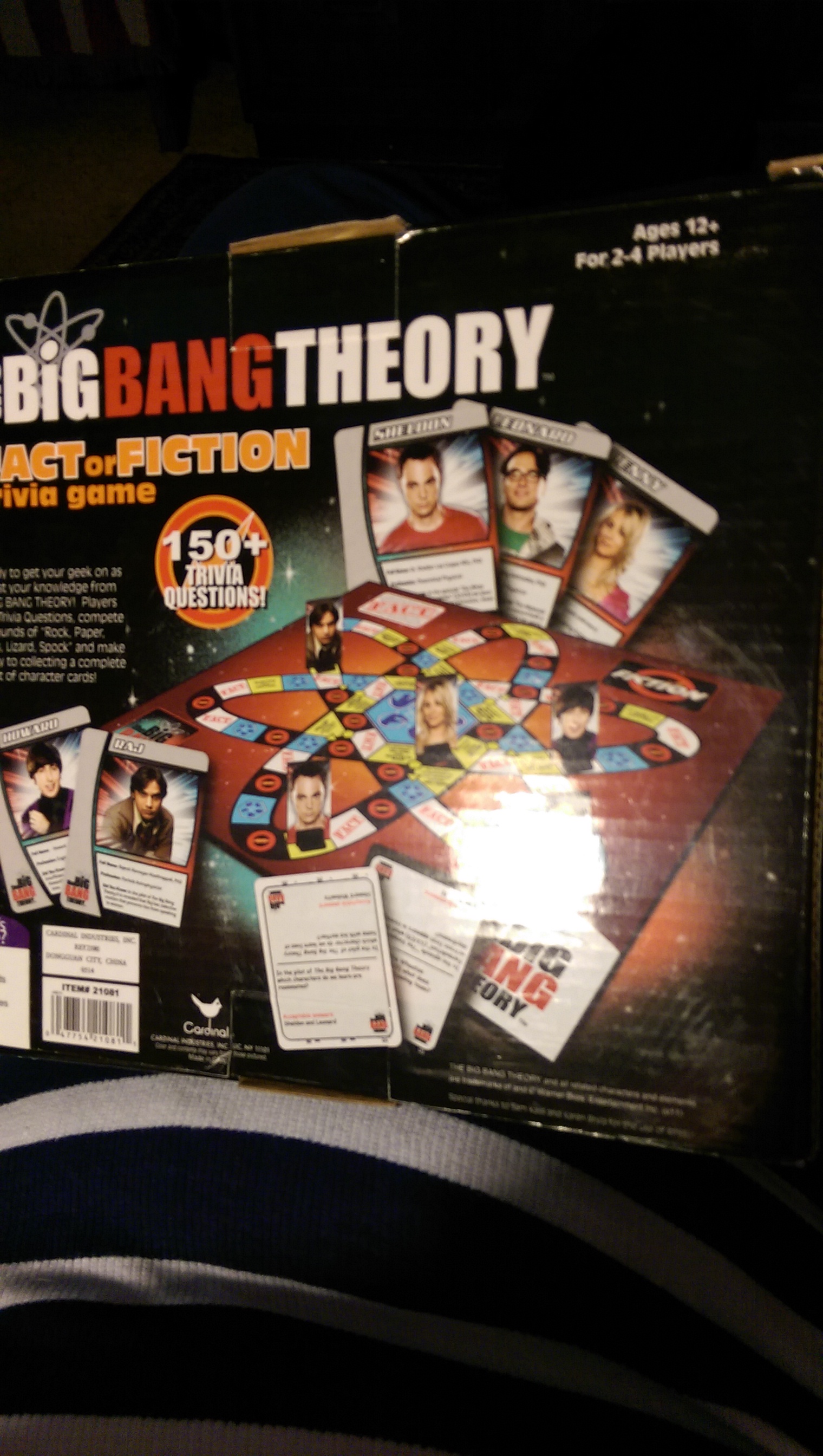 the Big Bang Theory Fact or Fiction Trivia game  (8) board game collectible [Barcode 047754210811] - Main Image 2